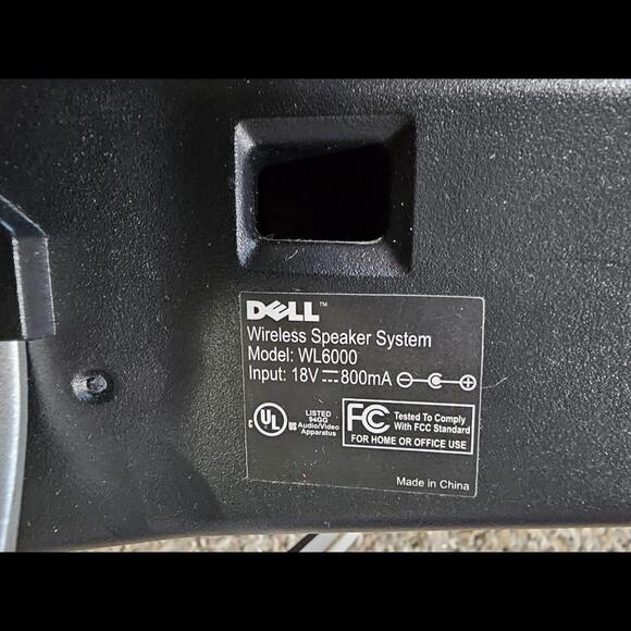 DELL Wireless Speaker System WL6000 With Power Adapter & Extra Speaker UNTESTED - Picture 7 of 8